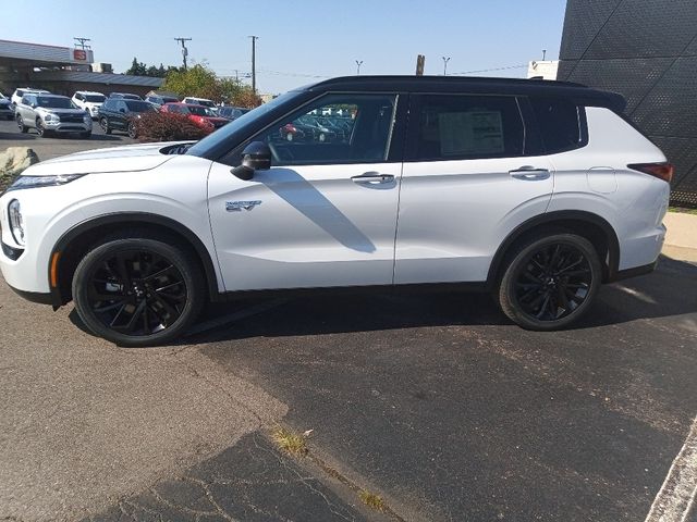 2025 Mitsubishi Outlander Plug-In Hybrid SEL Black Edition