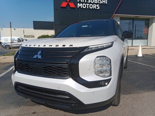 2025 Mitsubishi Outlander Plug-In Hybrid SEL Black Edition