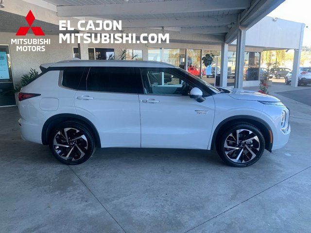 2025 Mitsubishi Outlander Plug-In Hybrid SEL