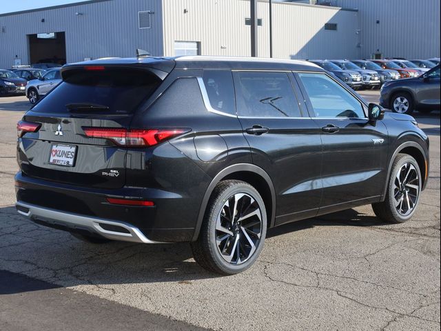 2025 Mitsubishi Outlander Plug-In Hybrid SEL