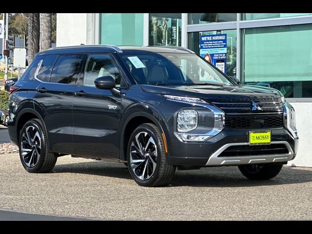 2025 Mitsubishi Outlander Plug-In Hybrid SEL