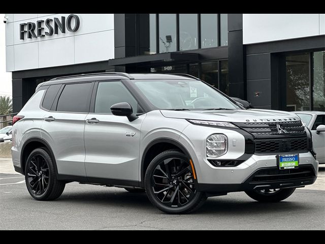 2025 Mitsubishi Outlander Plug-In Hybrid SEL Black Edition