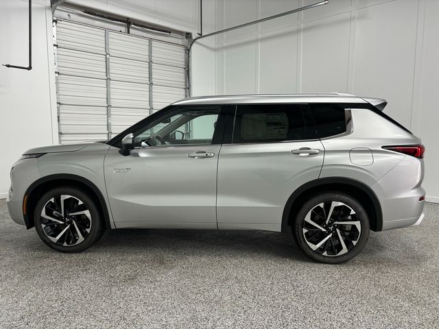 2025 Mitsubishi Outlander Plug-In Hybrid SEL