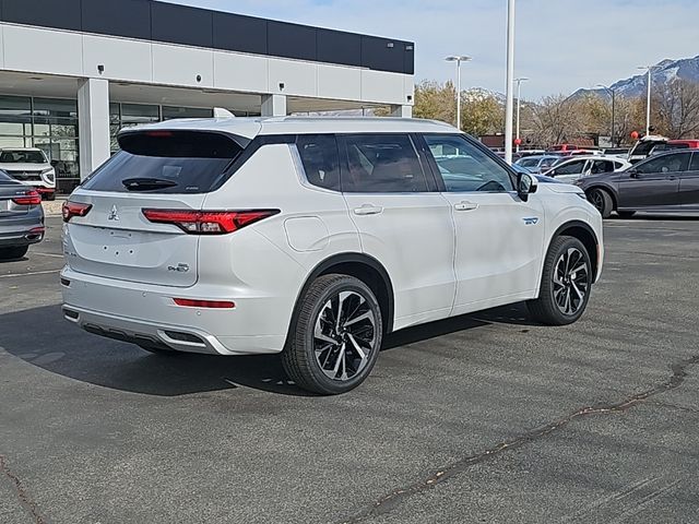 2025 Mitsubishi Outlander Plug-In Hybrid SEL