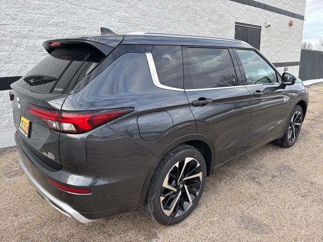 2025 Mitsubishi Outlander Plug-In Hybrid SEL