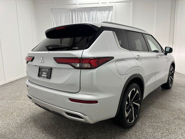 2025 Mitsubishi Outlander Plug-In Hybrid SEL Black Edition