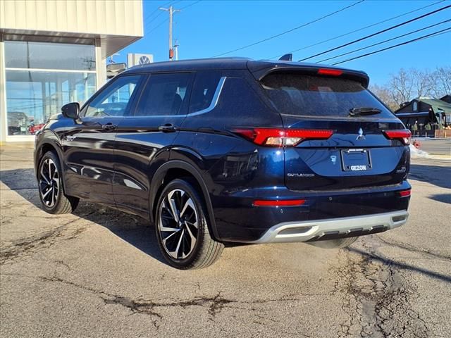 2025 Mitsubishi Outlander Plug-In Hybrid SEL