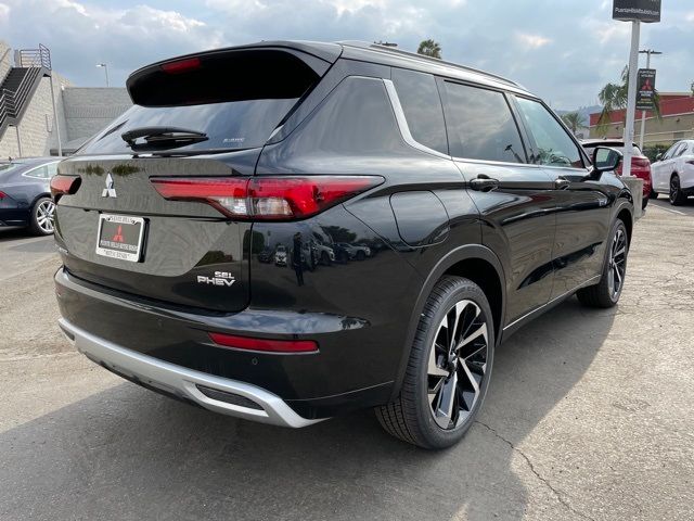 2025 Mitsubishi Outlander Plug-In Hybrid SEL