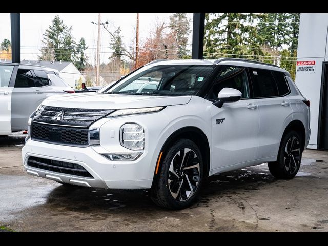 2025 Mitsubishi Outlander Plug-In Hybrid SEL