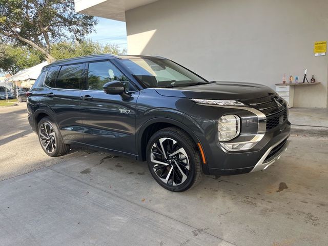 2025 Mitsubishi Outlander Plug-In Hybrid SEL