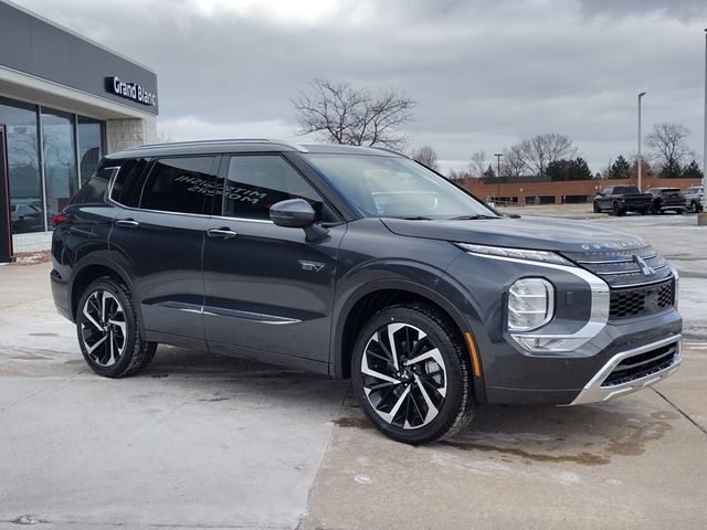 2025 Mitsubishi Outlander Plug-In Hybrid SEL