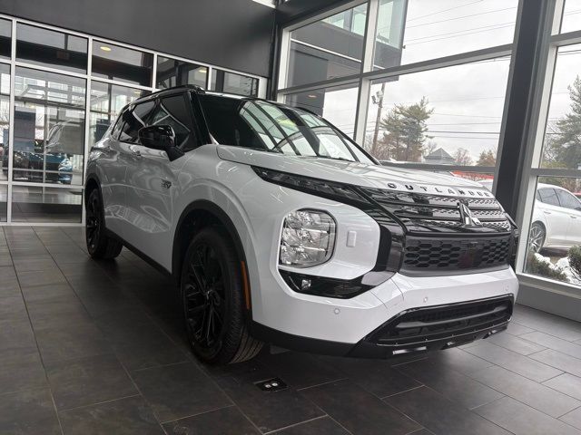 2025 Mitsubishi Outlander Plug-In Hybrid SEL Black Edition