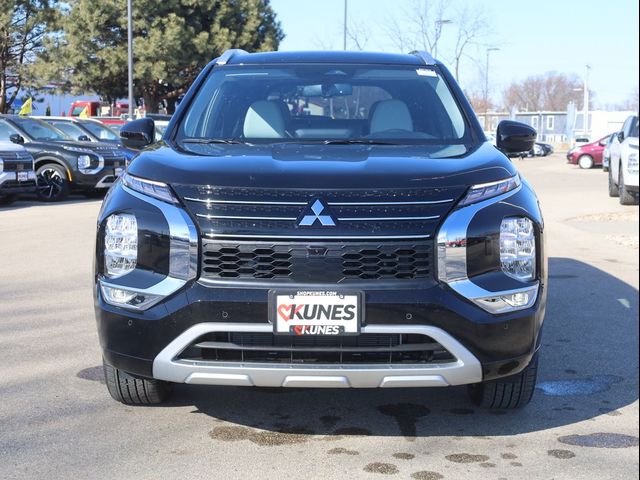 2025 Mitsubishi Outlander Plug-In Hybrid SEL