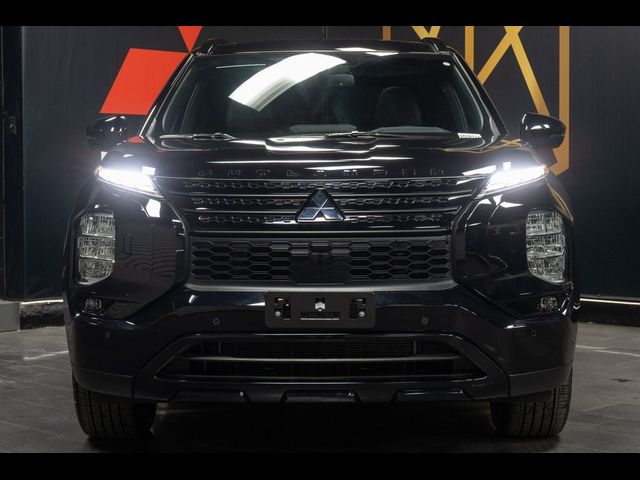 2025 Mitsubishi Outlander Plug-In Hybrid SEL Black Edition