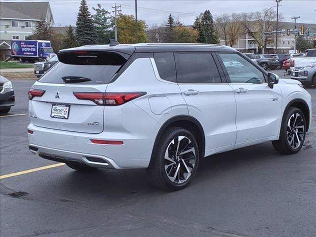 2025 Mitsubishi Outlander Plug-In Hybrid SEL