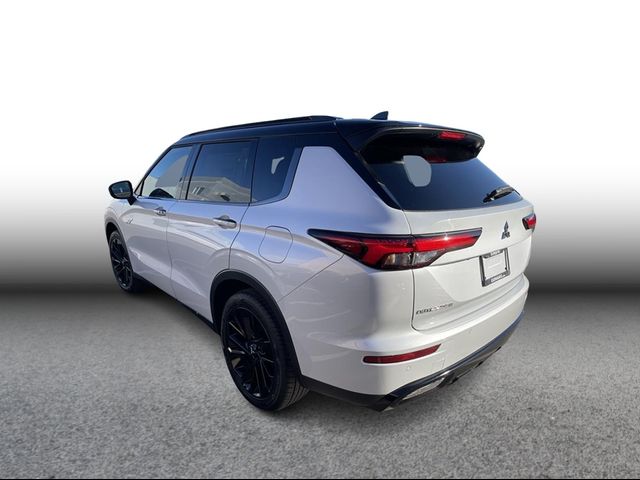 2025 Mitsubishi Outlander Plug-In Hybrid 