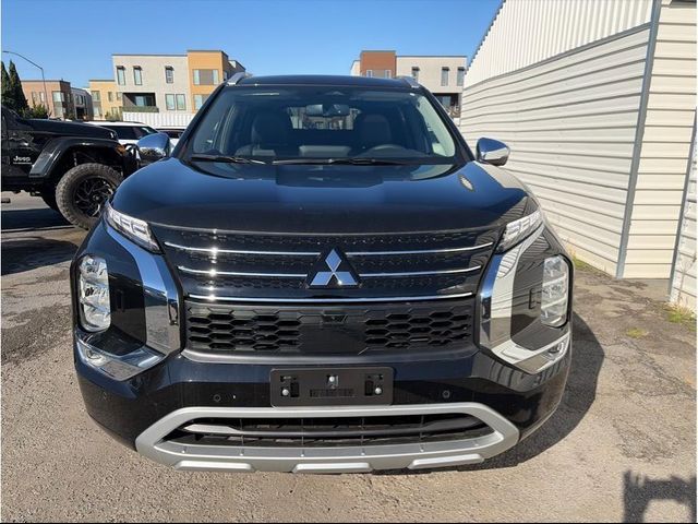 2025 Mitsubishi Outlander Plug-In Hybrid SEL