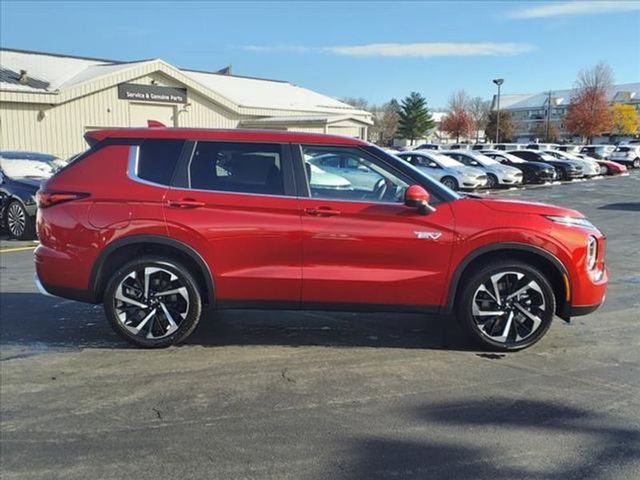 2025 Mitsubishi Outlander Plug-In Hybrid SE