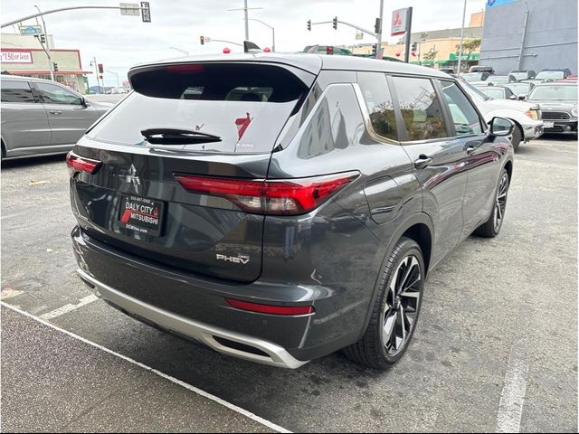 2025 Mitsubishi Outlander Plug-In Hybrid SE