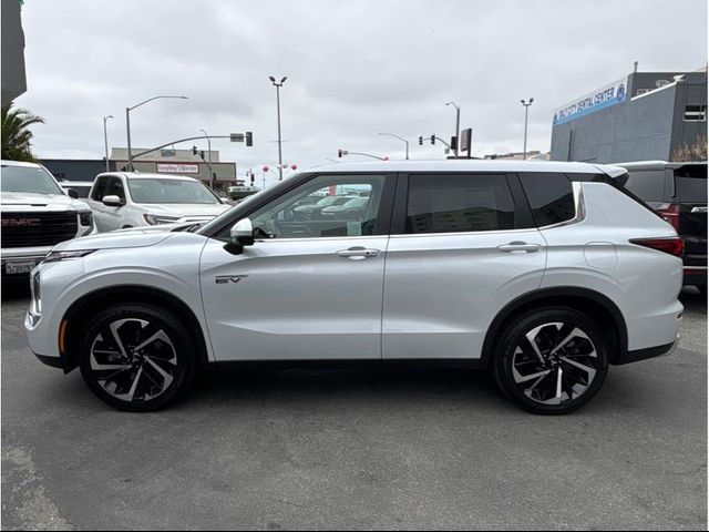 2025 Mitsubishi Outlander Plug-In Hybrid SE