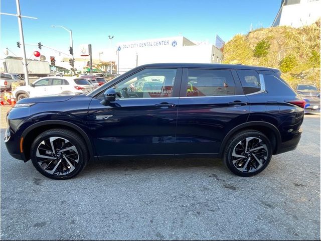 2025 Mitsubishi Outlander Plug-In Hybrid SE