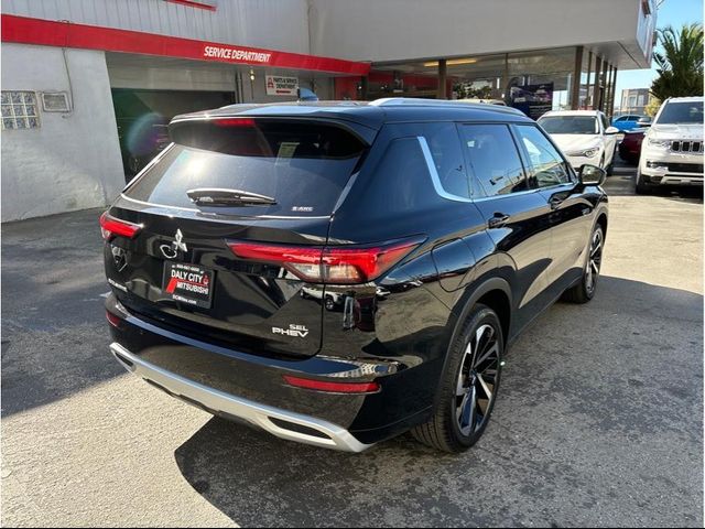 2025 Mitsubishi Outlander Plug-In Hybrid SEL