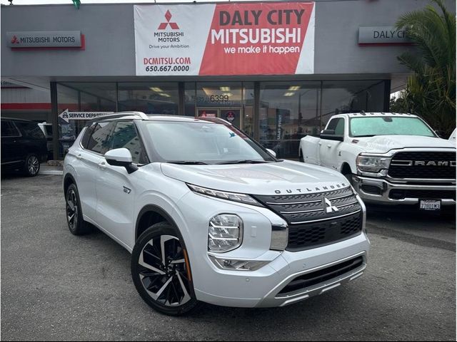 2025 Mitsubishi Outlander Plug-In Hybrid SEL