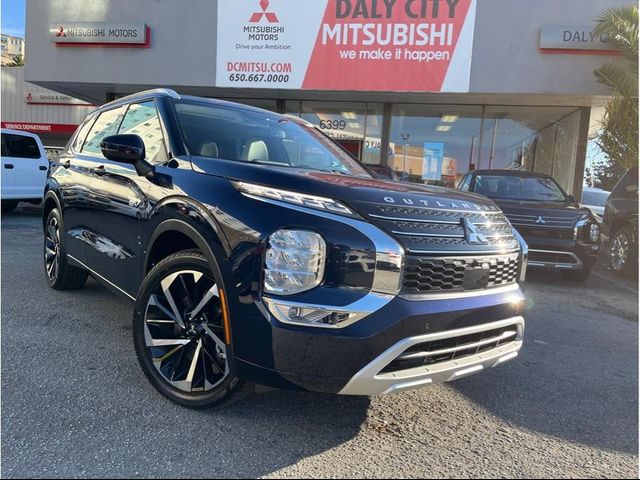 2025 Mitsubishi Outlander Plug-In Hybrid SEL