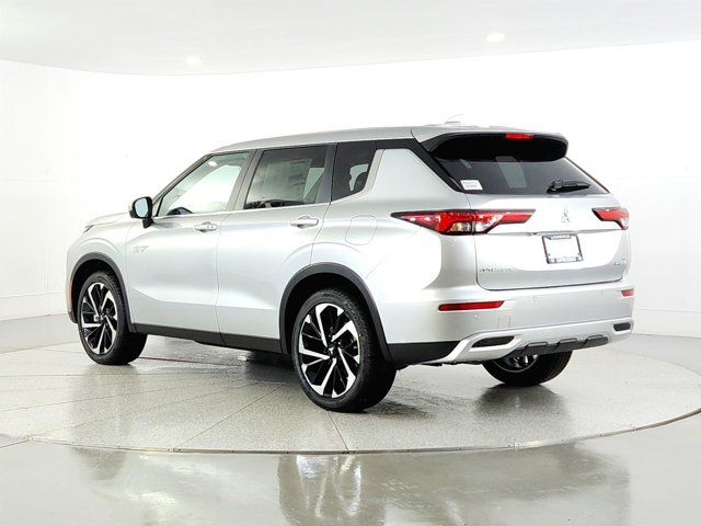 2025 Mitsubishi Outlander Plug-In Hybrid SE