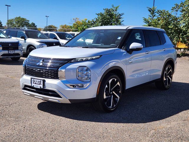 2025 Mitsubishi Outlander Plug-In Hybrid SE