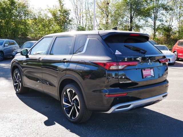 2025 Mitsubishi Outlander Plug-In Hybrid SE