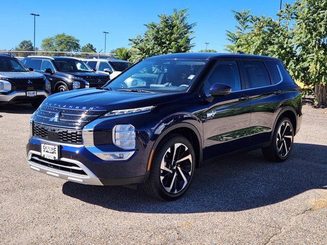 2025 Mitsubishi Outlander Plug-In Hybrid SE