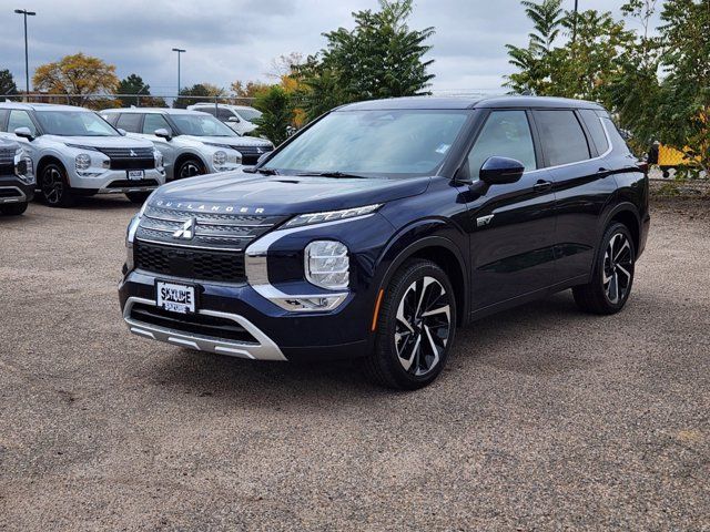 2025 Mitsubishi Outlander Plug-In Hybrid SE