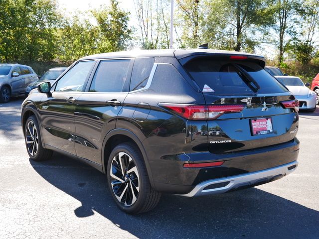 2025 Mitsubishi Outlander Plug-In Hybrid SE