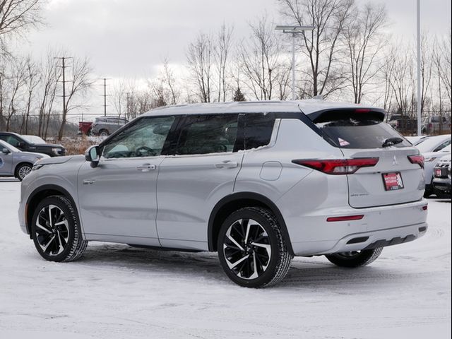 2025 Mitsubishi Outlander Plug-In Hybrid SEL