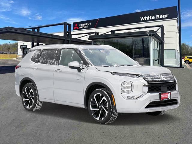 2025 Mitsubishi Outlander Plug-In Hybrid SEL