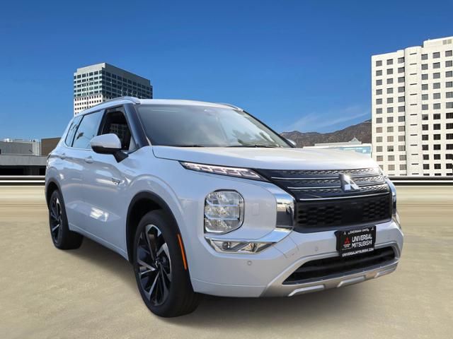 2025 Mitsubishi Outlander Plug-In Hybrid SEL