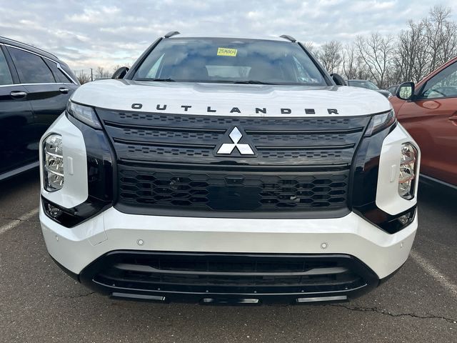 2025 Mitsubishi Outlander Plug-In Hybrid SEL Black Edition