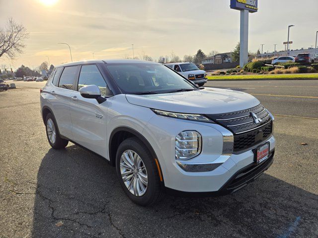 2025 Mitsubishi Outlander Plug-In Hybrid ES