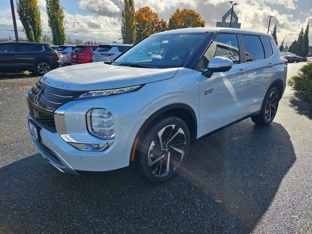 2025 Mitsubishi Outlander Plug-In Hybrid SE