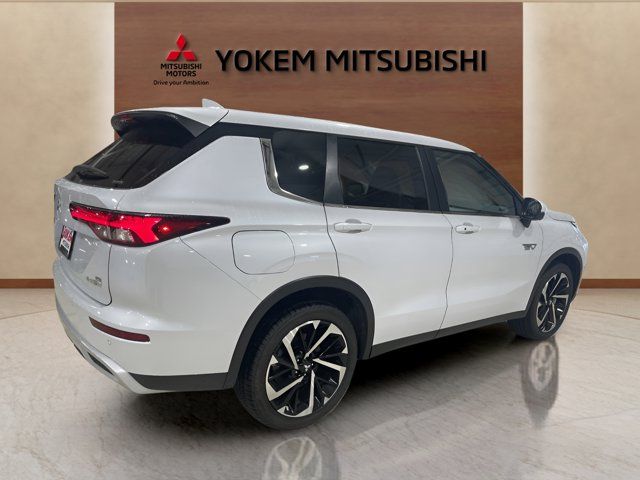 2025 Mitsubishi Outlander Plug-In Hybrid SE