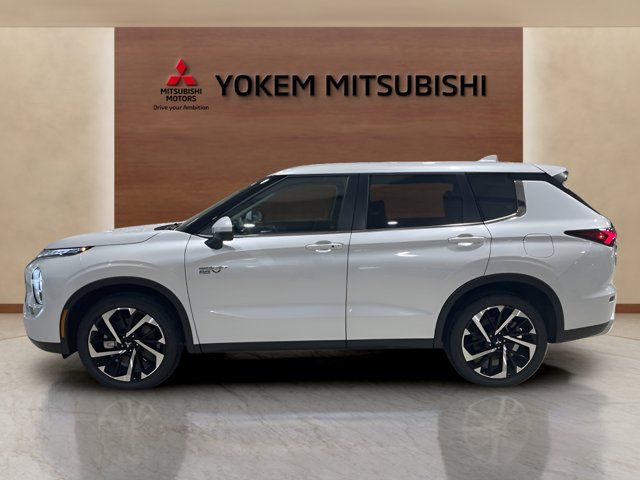 2025 Mitsubishi Outlander Plug-In Hybrid SE