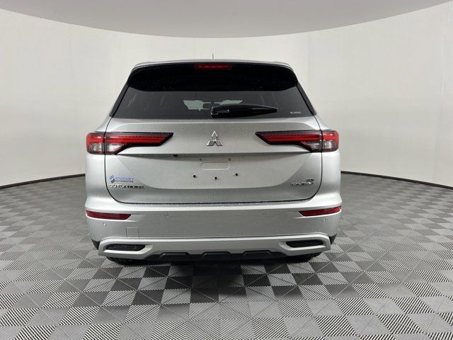 2025 Mitsubishi Outlander Plug-In Hybrid SE