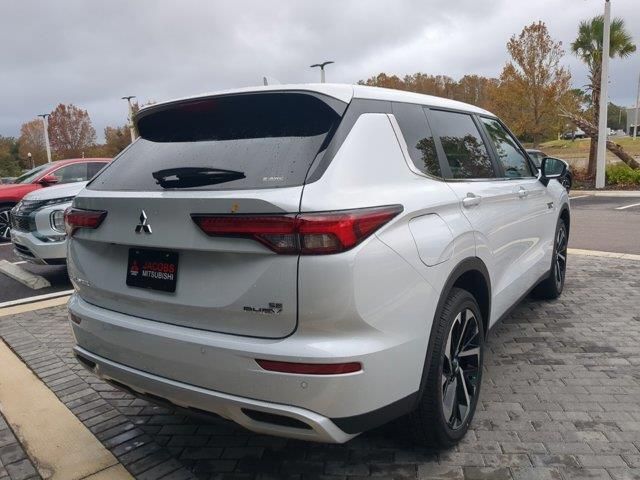 2025 Mitsubishi Outlander Plug-In Hybrid SE