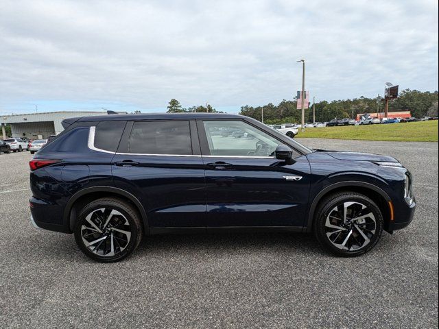 2025 Mitsubishi Outlander Plug-In Hybrid SE