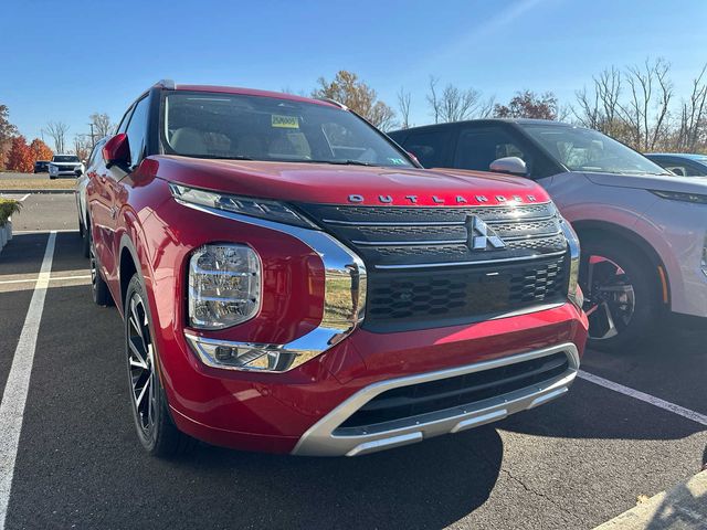 2025 Mitsubishi Outlander Plug-In Hybrid SEL