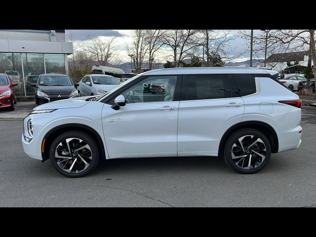 2025 Mitsubishi Outlander Plug-In Hybrid SEL