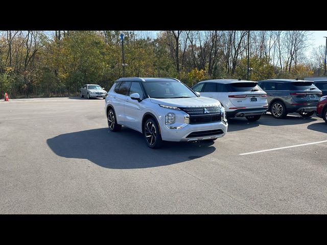 2025 Mitsubishi Outlander Plug-In Hybrid SEL