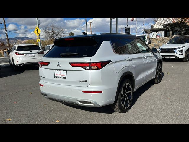 2025 Mitsubishi Outlander Plug-In Hybrid SEL