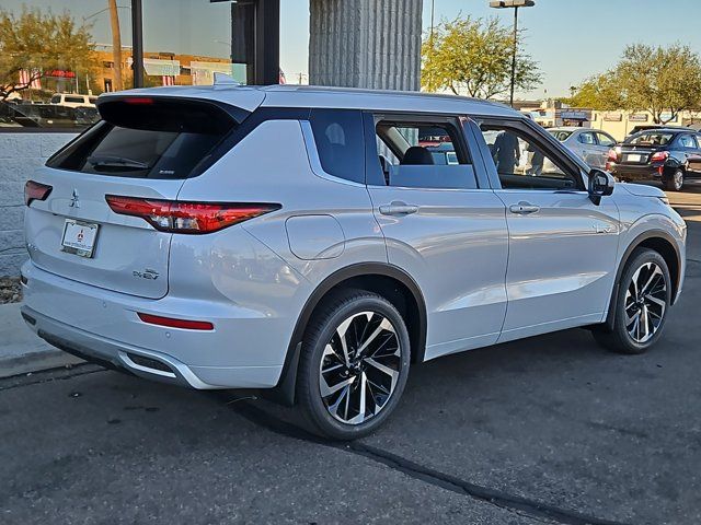 2025 Mitsubishi Outlander Plug-In Hybrid SEL